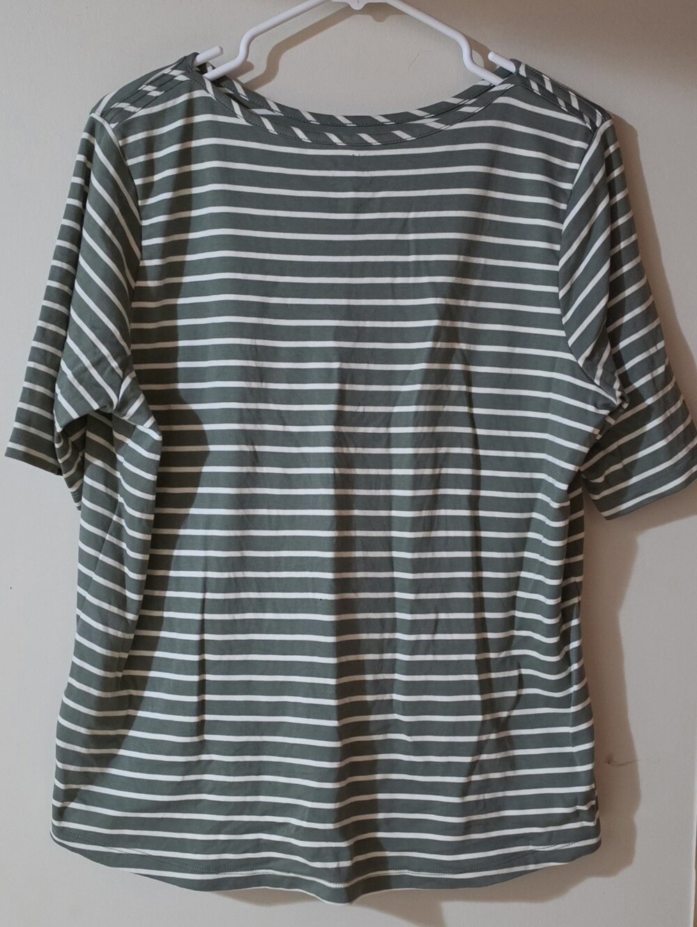 LL Bean 1X Plus Striped Olive & White Women’s Crewneck Top